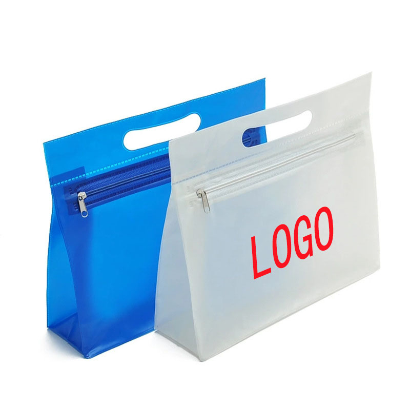 Needle free vinyl translucent zippered cosmetic bag 